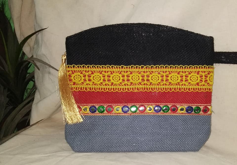  Karukaz Multicolor Handmade Jute LADIES Hand Bag 