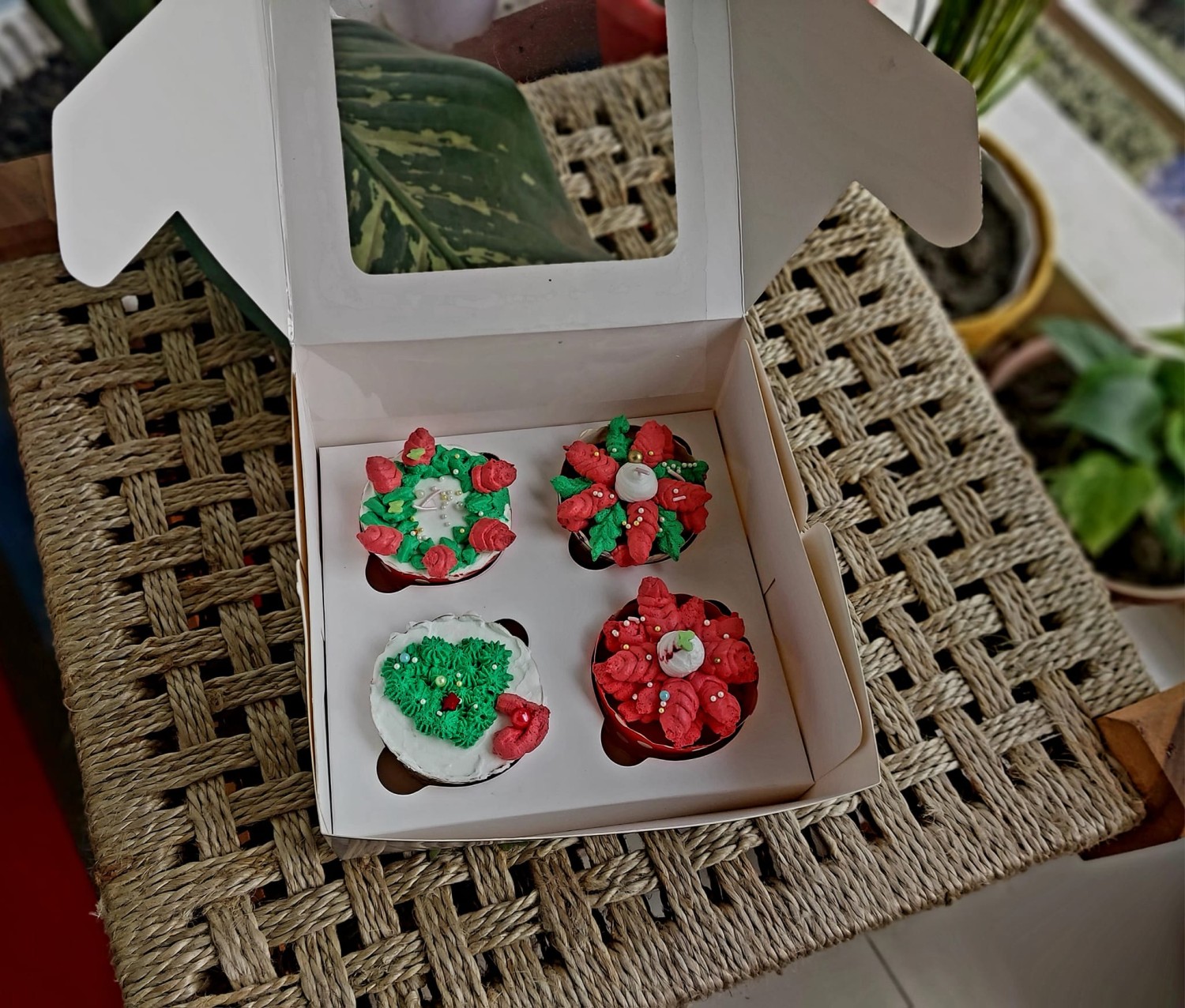  Whipped Cream Frosting Cake 4 Piece Combo Gift Box - Only for Dhaka City 