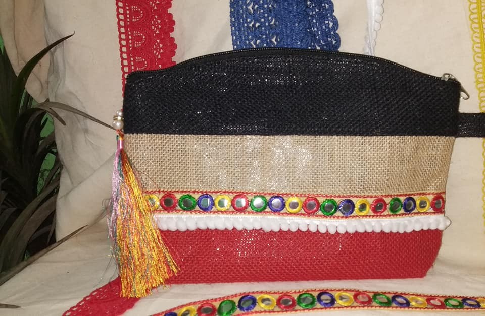  Karukaz Multicolor Handmade Jute LADIES Hand Bag 