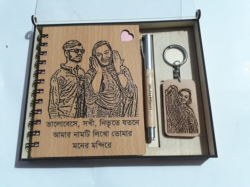  Wooden Notebook,Key Ring& Pen set with Customized Picture and Text - Gift box 