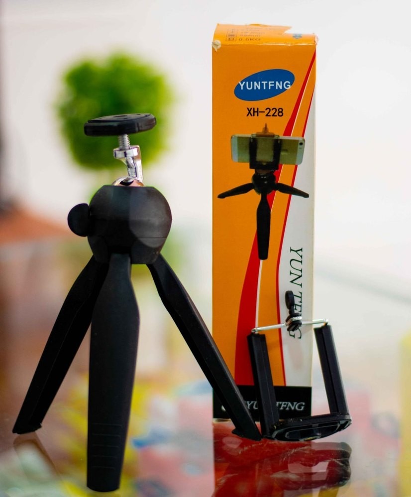  Mini Tripod / XH-228 Mini Tripod/YT228 Mini Tripod /Mobile Holder /360 ROTATABLE HOLDER FOR  Smartphone & Digital Camera 
